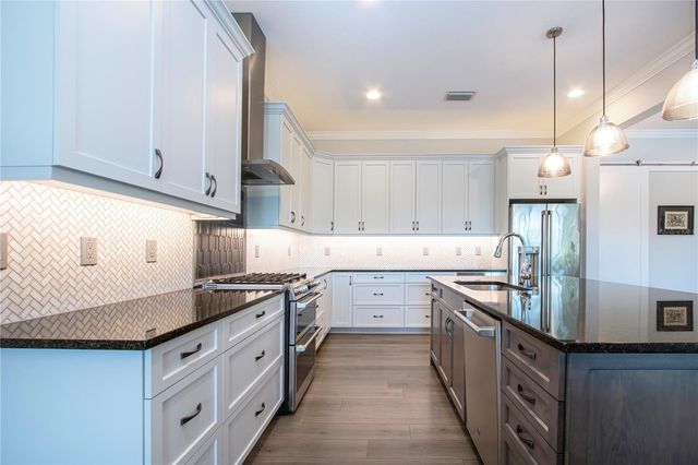 7732 SANDHILL LAKE DRIVE, Sarasota, FL 34241