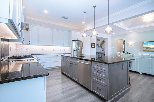 7732 SANDHILL LAKE DRIVE, Sarasota, FL 34241