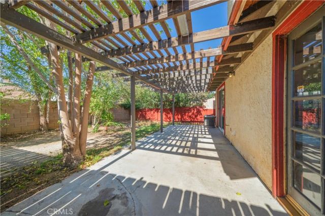 37633 13 th St. E, Palmdale, CA 93550