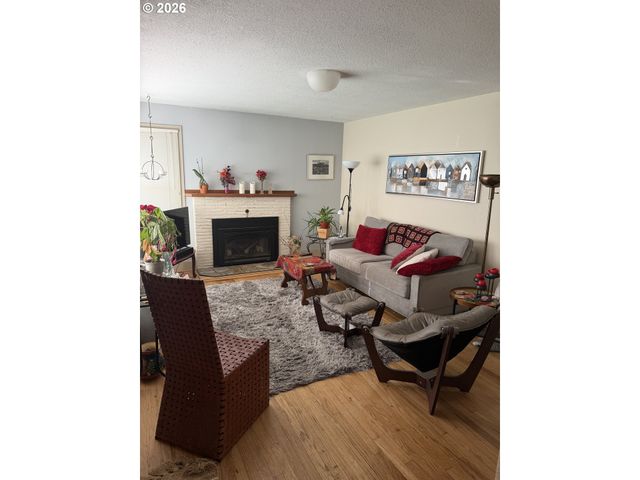 5205 Se RAMONA St, Portland, OR 97206