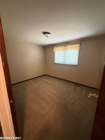 53277 Garland Drive, Utica, MI 48316