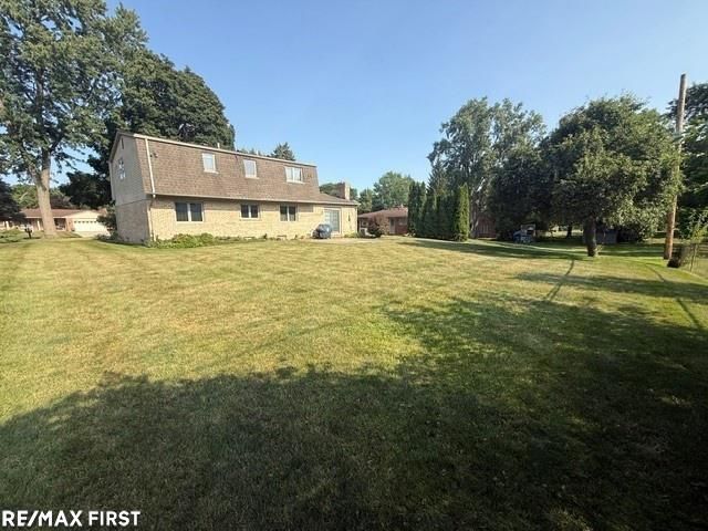 53277 Garland Drive, Utica, MI 48316