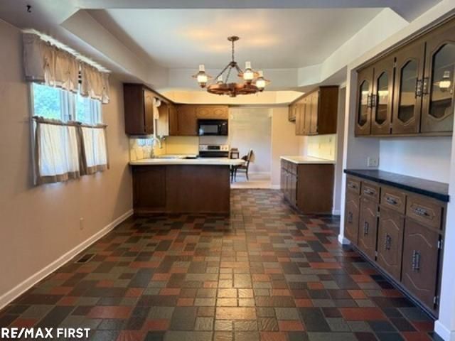 53277 Garland Drive, Utica, MI 48316