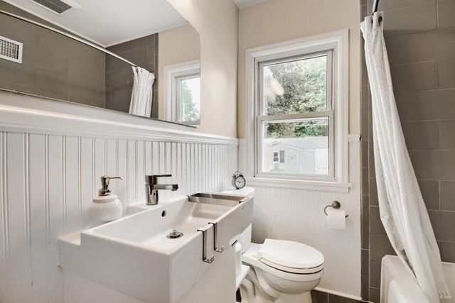 3044 Idaho Avenue S, Saint Louis Park, MN 55426