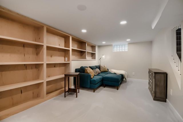 3044 Idaho Avenue S, Saint Louis Park, MN 55426