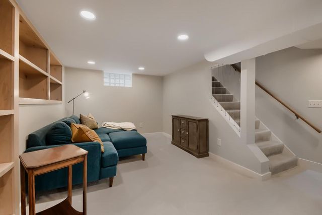 3044 Idaho Avenue S, Saint Louis Park, MN 55426