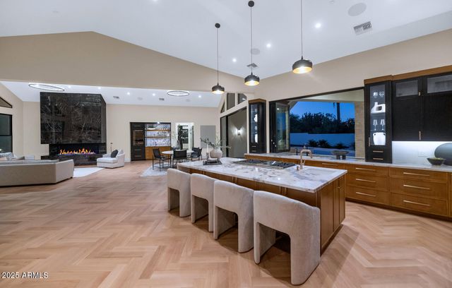 6340 E SAGE Drive, Paradise Valley, AZ 85253