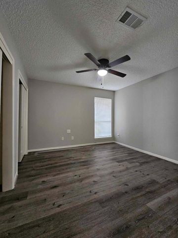 7887 Kendalia Drive, Houston, TX 77036