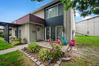 8323 Karam Boulevard 4, Warren, MI 48093