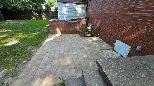 631 McLean ST, Portsmouth, VA 23701