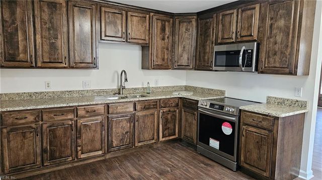 631 McLean ST, Portsmouth, VA 23701