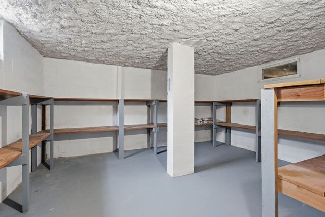 18104 Route 84 N, East Moline, IL 61244