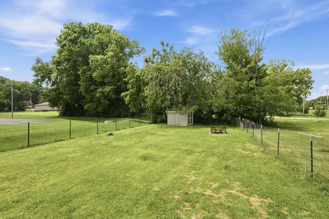 18104 Route 84 N, East Moline, IL 61244
