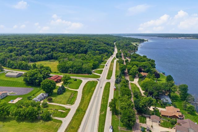 18104 Route 84 N, East Moline, IL 61244