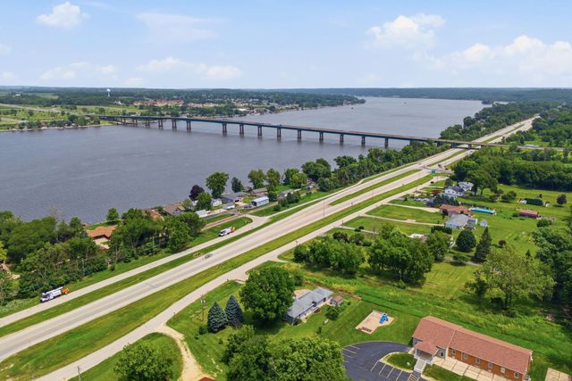 18104 Route 84 N, East Moline, IL 61244