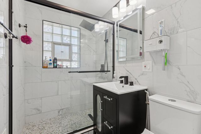 8846 Austin Avenue, Morton Grove, IL 60053