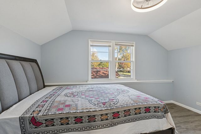 8846 Austin Avenue, Morton Grove, IL 60053