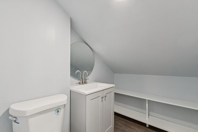 8846 Austin Avenue, Morton Grove, IL 60053