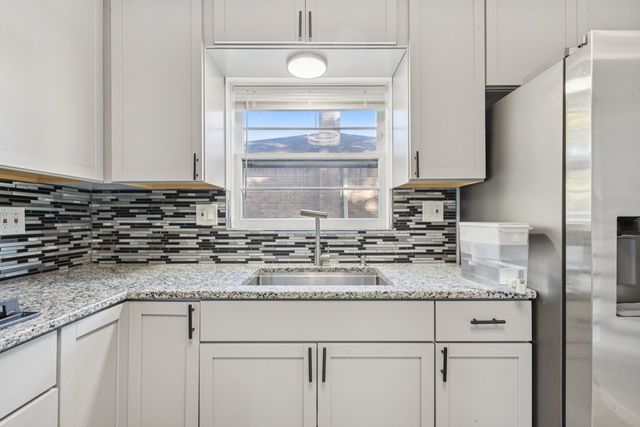 8846 Austin Avenue, Morton Grove, IL 60053