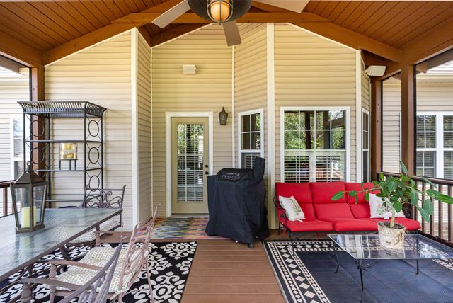 6015 Warner Ct, Spring Hill, TN 37174