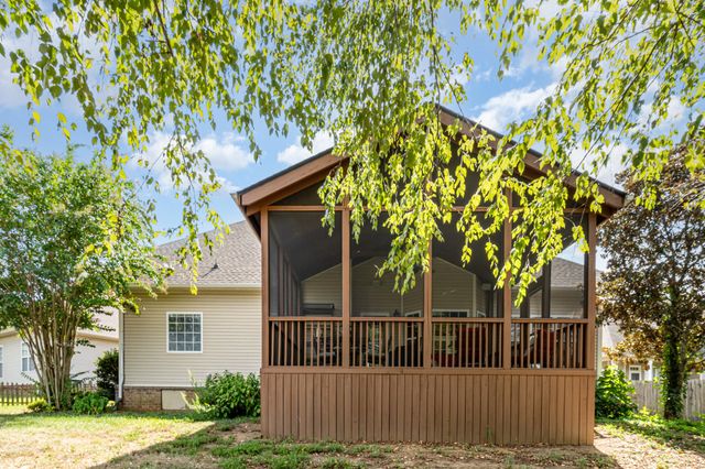 6015 Warner Ct, Spring Hill, TN 37174