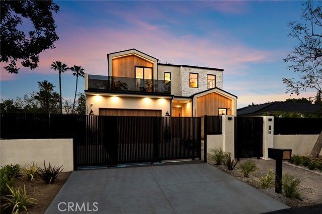 12247 Addison, Valley Village, CA 91607