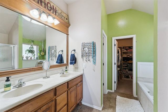 10608 NW 18th Street, Yukon, OK 73099