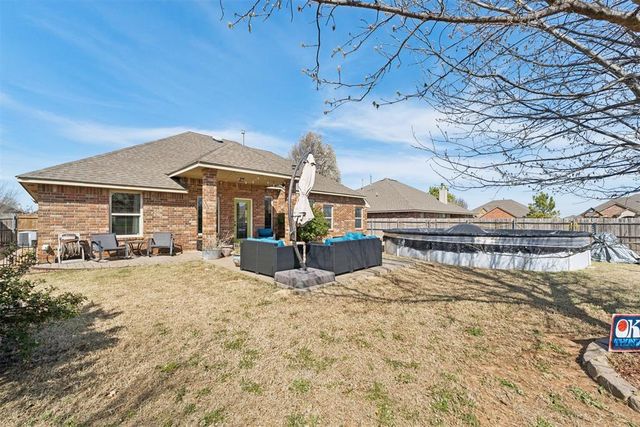 10608 NW 18th Street, Yukon, OK 73099
