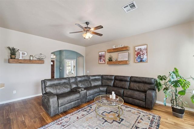 10608 NW 18th Street, Yukon, OK 73099