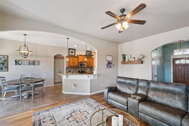 10608 NW 18th Street, Yukon, OK 73099