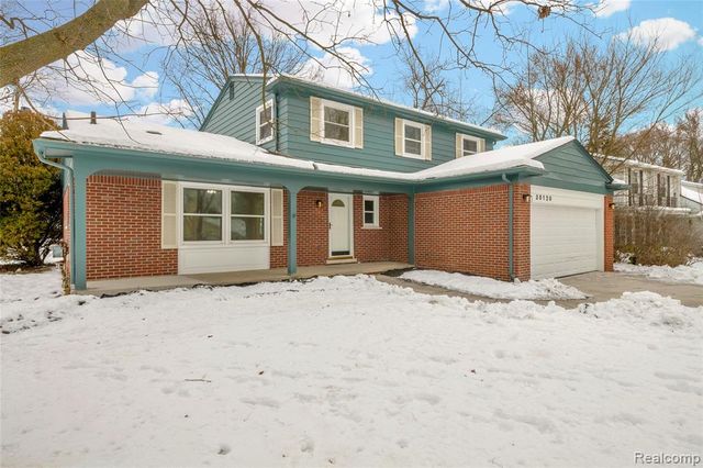30120 Spring River Drive, Southfield, MI 48076