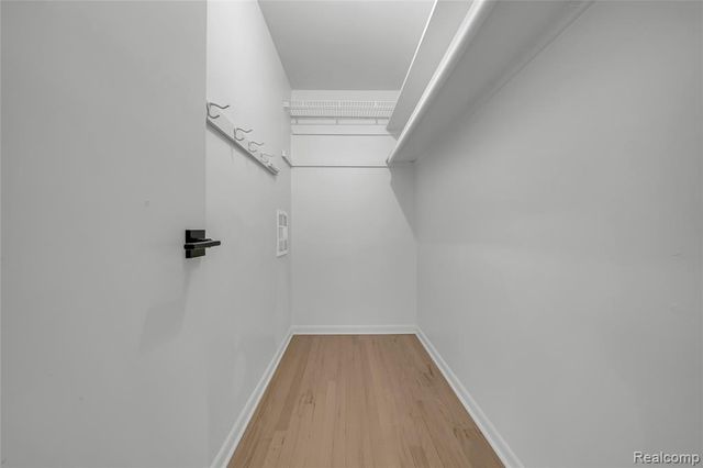 30120 Spring River Drive, Southfield, MI 48076