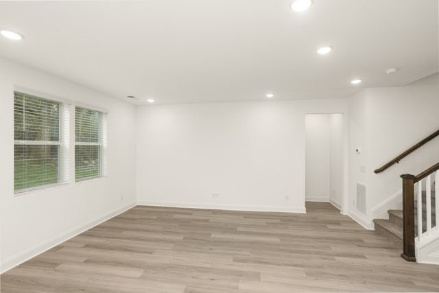 1553 Oak Springs Drive, Columbia, TN 38401