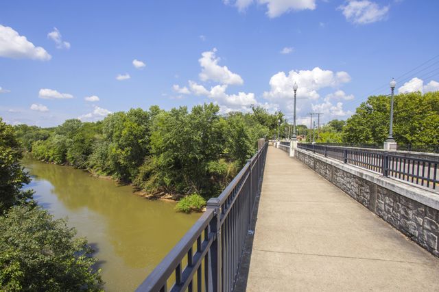 1553 Oak Springs Drive, Columbia, TN 38401