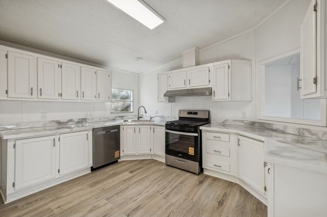 145 Milk Barn Ln, Cookeville, TN 38506