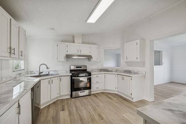 145 Milk Barn Ln, Cookeville, TN 38506