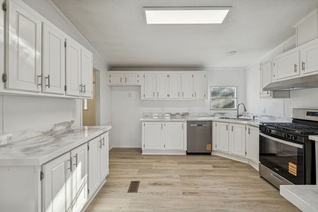 145 Milk Barn Ln, Cookeville, TN 38506