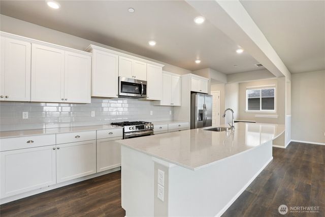 1002 Timberline Avenue, Bremerton, WA 98312