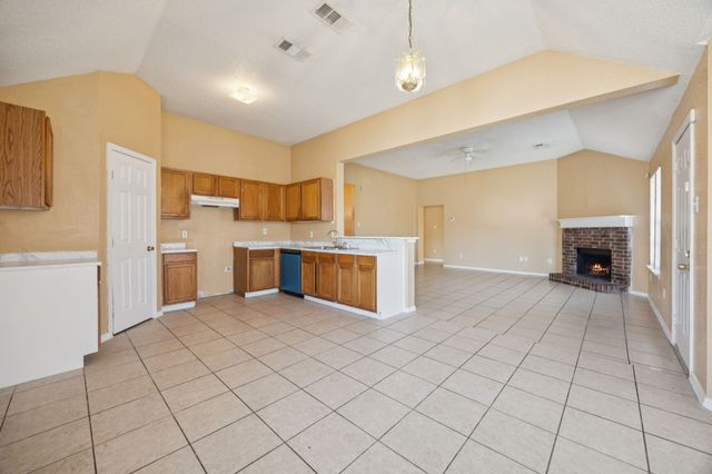 2503 Gerry Way Street, Lancaster, TX 75134