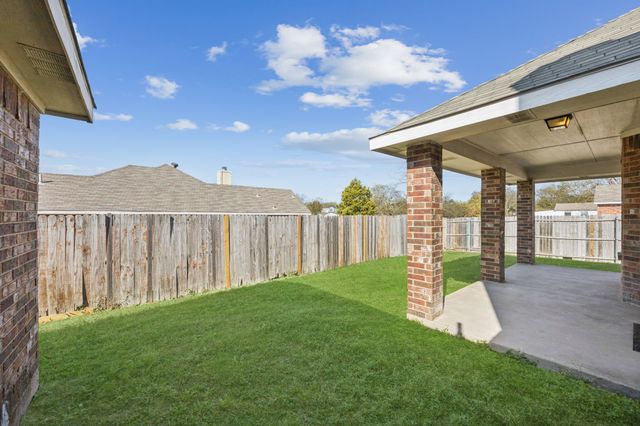 2503 Gerry Way Street, Lancaster, TX 75134