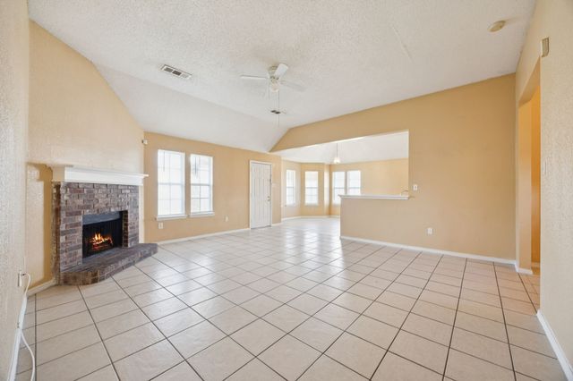 2503 Gerry Way Street, Lancaster, TX 75134