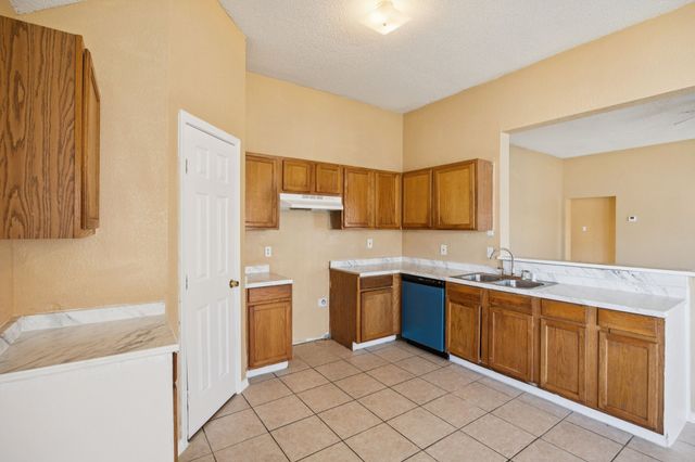 2503 Gerry Way Street, Lancaster, TX 75134