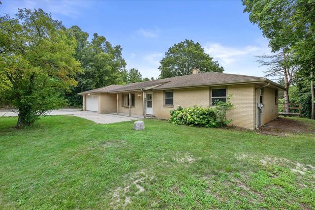 1525 County Highway A, West Bend, WI 53090