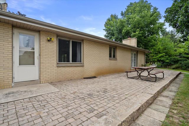 1525 County Highway A, West Bend, WI 53090