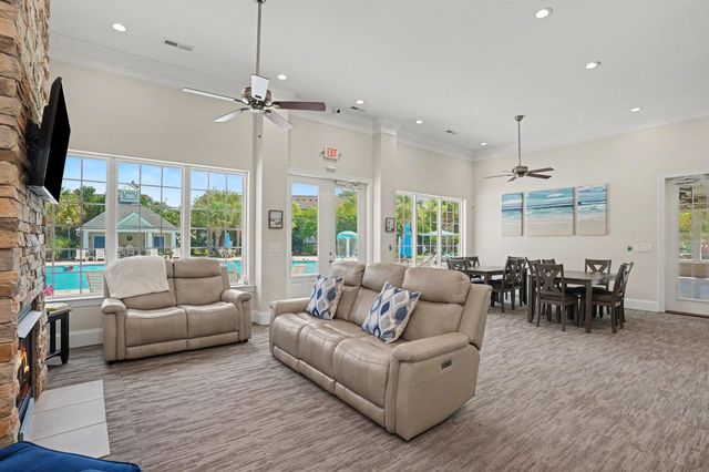 237 Saint Davids Ave., Myrtle Beach, SC 29588