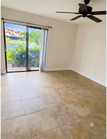 9814 Nob Hill Ct 9814, Sunrise, FL 33351