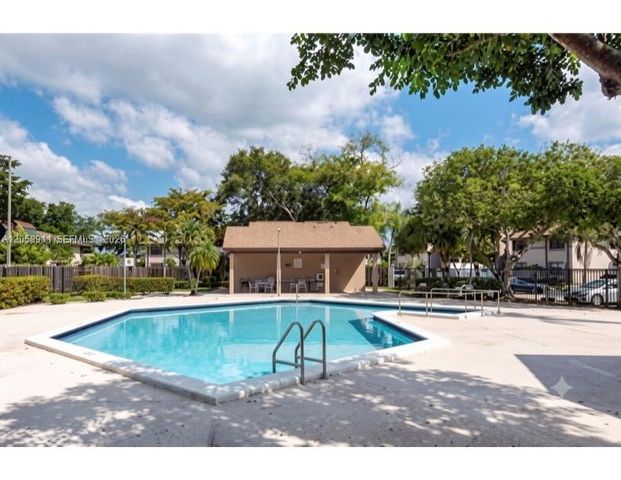 9814 Nob Hill Ct 9814, Sunrise, FL 33351
