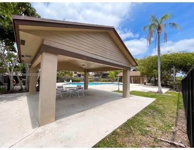 9814 Nob Hill Ct 9814, Sunrise, FL 33351