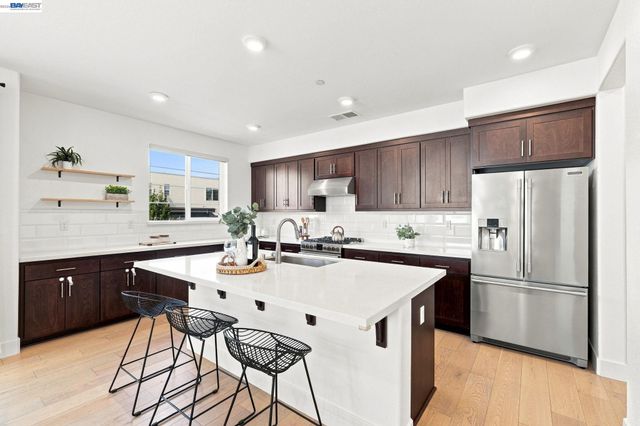 29226 Hub Lane, Hayward, CA 94544