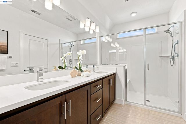 29226 Hub Lane, Hayward, CA 94544